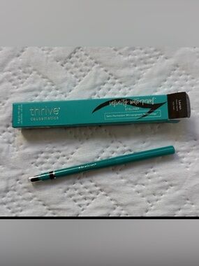 TWO THRIVE CAUSEMETICS Infinity Waterproof Eyeliner Lauren (Black Matte) NEW * 2